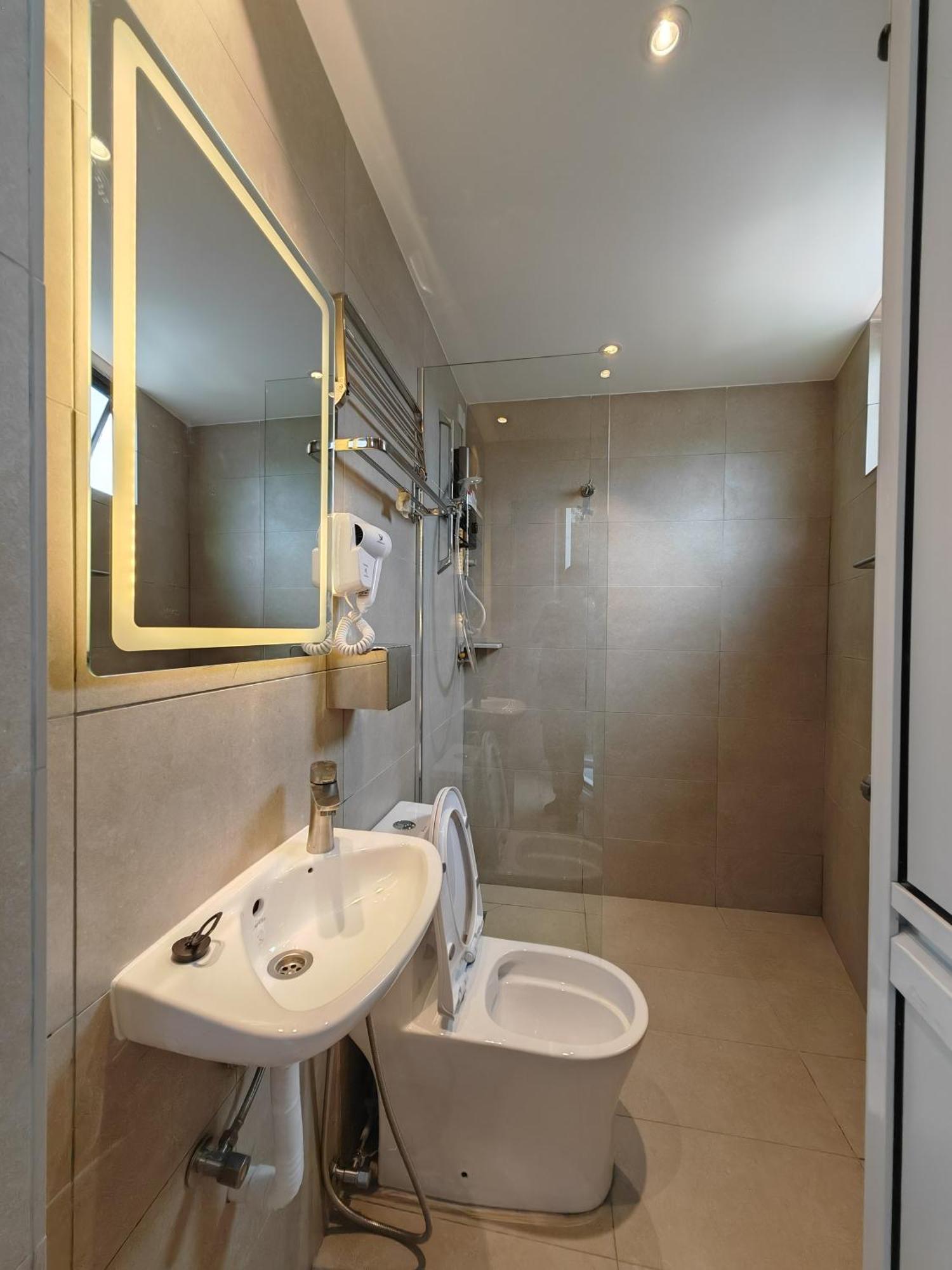 V Boutique Hotel Σερεμπάν Εξωτερικό φωτογραφία