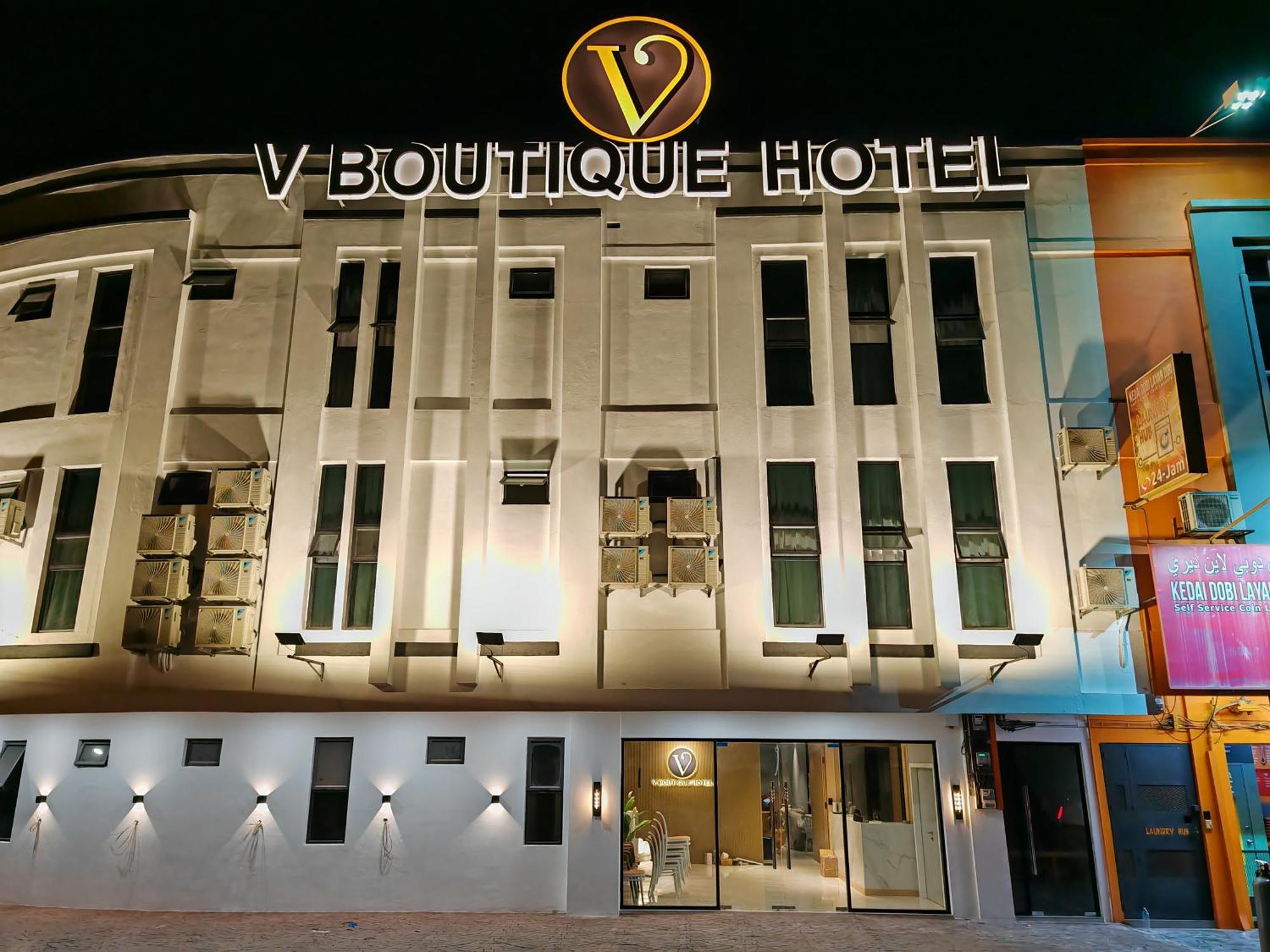 V Boutique Hotel Σερεμπάν Εξωτερικό φωτογραφία